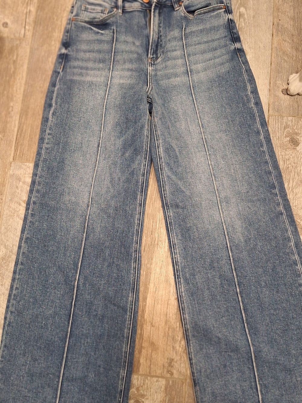 Women's High-Rise Wide Leg Jeans in Medium Blue